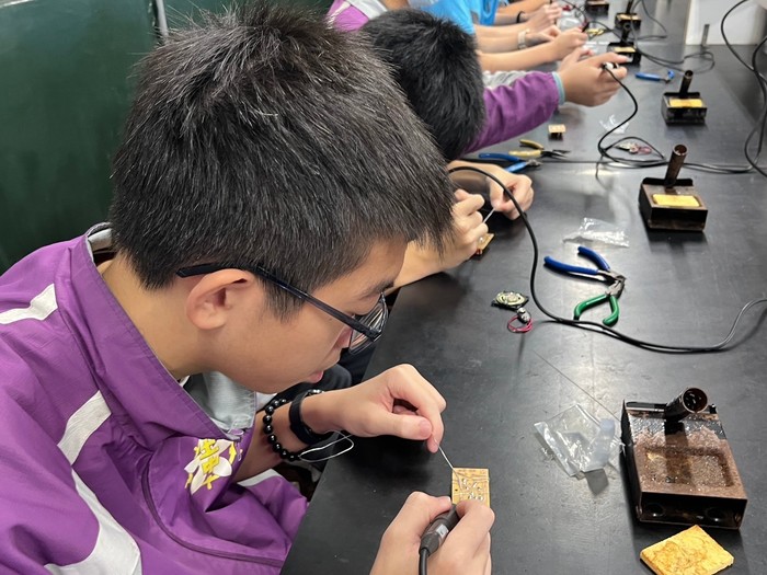 智光商工電子科(另開新視窗/jpg檔)