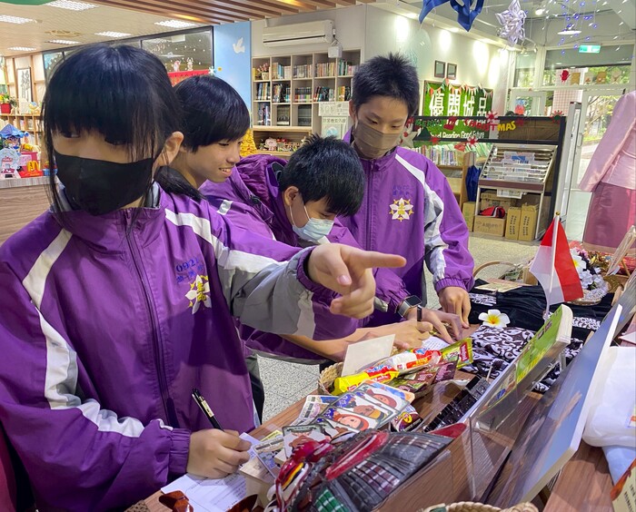 114學年度第一學期土城國中教務處南洋印象文化展(另開新視窗/jpg檔)圖片