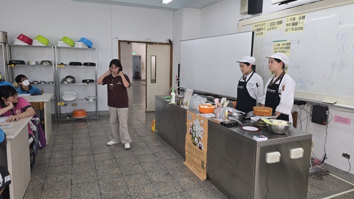 1141016開平餐飲學校主廚盃示範教學講座