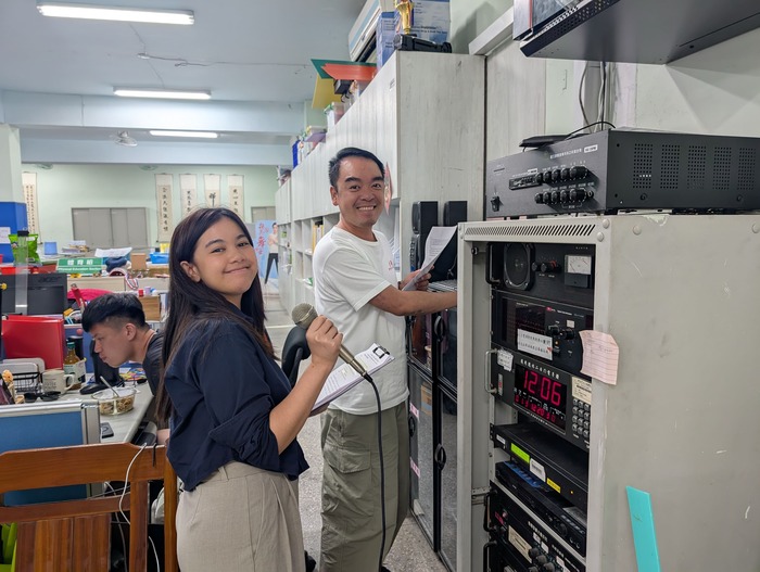 城中午餐雙語廣播